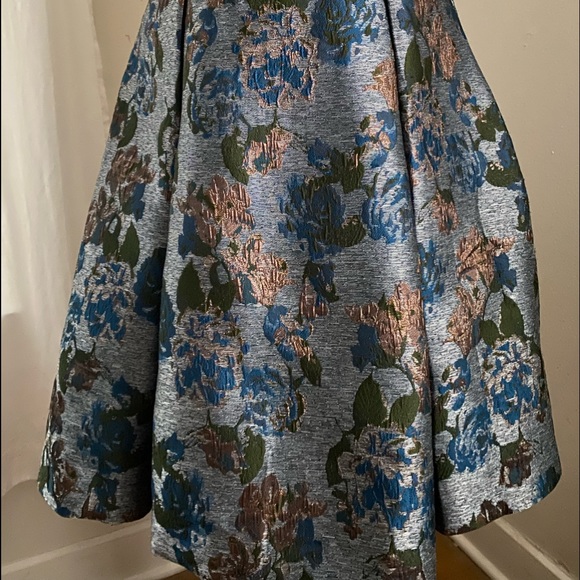 Gal Meets Glam Dress Size 12 - Picture 5 of 13